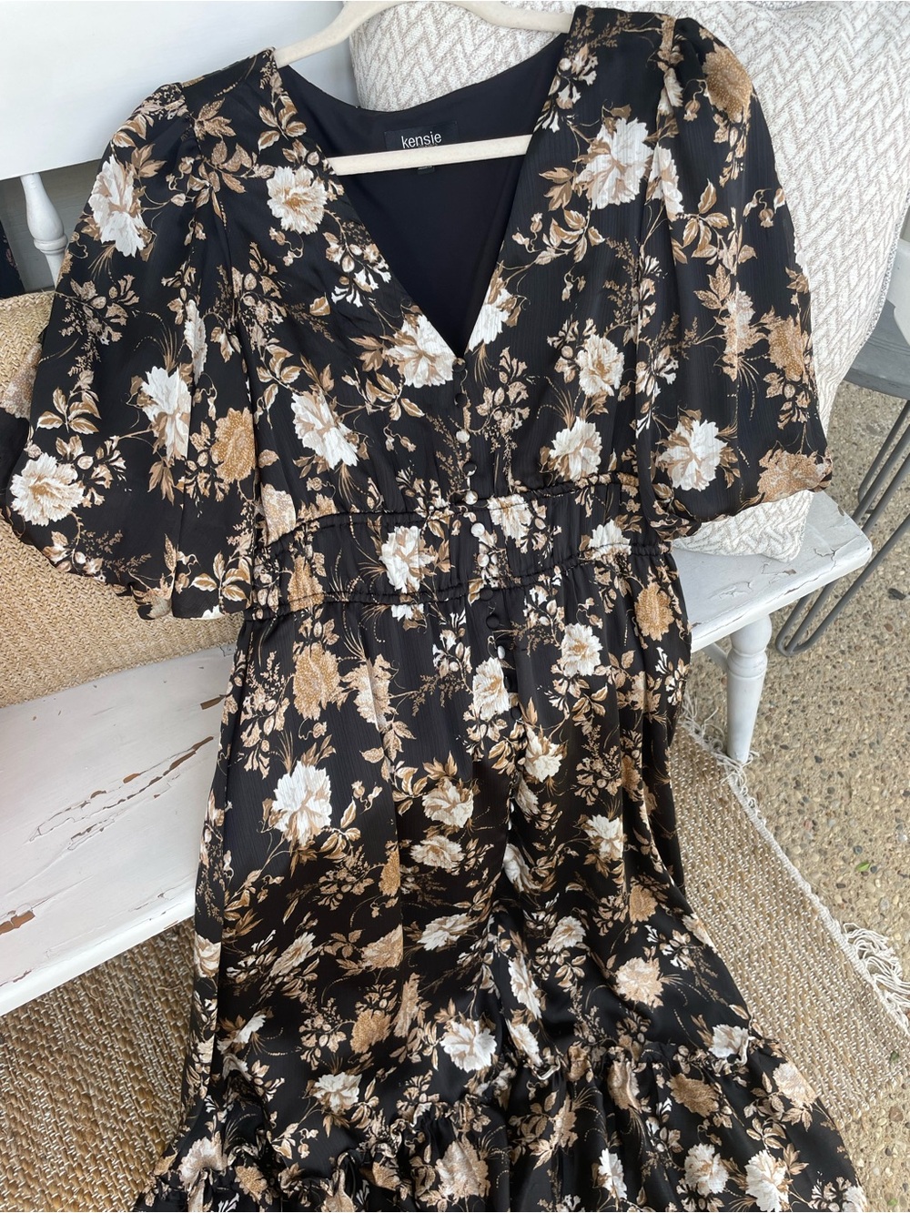 Kensie Women’s Floral Printed V-Neck Smocked-Waist SHINY Satin MIDI Dress SIZE 8